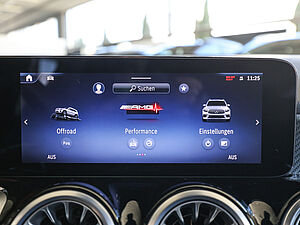Mercedes-Benz GLB 35 AMG 4M Premium 12 navigation