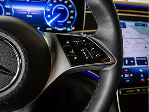 Mercedes-Benz EQE 350 EQE 350+ SUV Electric Art Advanced Plus 14 navigation