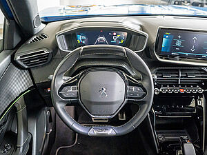 Peugeot 2008 e-GT Elektromotor 136 8 navigation