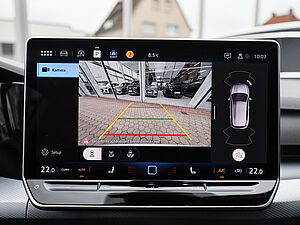 Volkswagen Golf VIII Goal 2,0 l TDI DSG 14 navigation