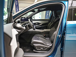 Peugeot 3008 GT HYBRID 145 e-DSC6 9 navigation