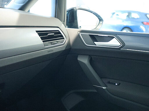 Volkswagen Touran Highline 2.0 TDI DSG 19