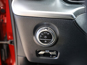 Mercedes-Benz C 300 e AMG Sport Advanced 28 navigation