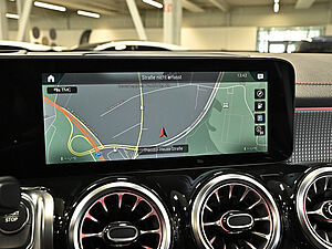 Mercedes-Benz EQB 350 4M AMG Sport Advanced Plus 11 navigation