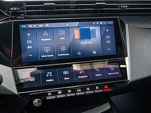 Peugeot 308 Allure HYBRID 136 e-DSC6 9 navigation