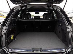 Mercedes-Benz GLC 200 4M AMG Line 29 navigation