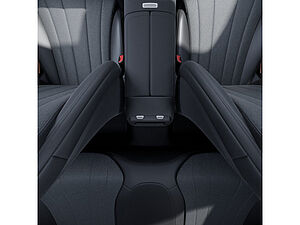Mercedes-Benz E 200 T Avantgarde Advanced 19 navigation