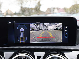 Mercedes-Benz CLA 200 SB d AMG Sport Premium 13 navigation