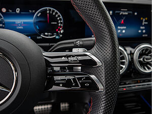 Mercedes-Benz B 250 e AMG Sport Premium Plus 16 navigation