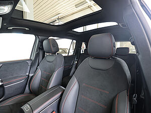 Mercedes-Benz GLB 250 4M AMG Sport Advanced Plus 32 navigation