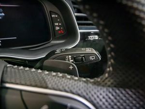 Audi SQ7 4.0 TDI quattro AHK LED Pano HUD Navi SHD 21 navigation