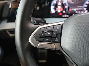 Volkswagen Golf VIII Variant GOAL2,0 l TDI DSG 22 navigation