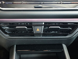 Volkswagen Tayron 1.5 eTSI Elegance 15 navigation