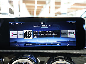 Mercedes-Benz A 180 AMG Advanced Plus 12 navigation