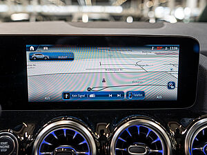 Mercedes-Benz GLA 250 e Progessive Advanced Plus 11 navigation