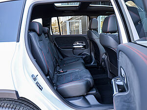 Mercedes-Benz GLB 200 AMG Line 4 navigation