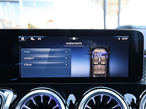 Mercedes-Benz GLB 200 AMG Line 11 navigation