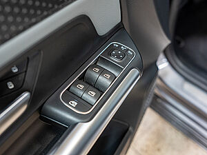 Mercedes-Benz B 180 Progressive Advanced Plus 27 navigation