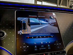 Mercedes-Benz EQS 450+ AMG Line 10 navigation