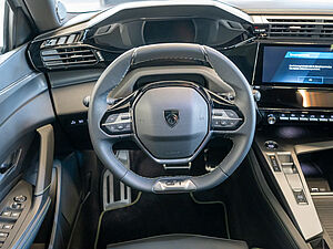 Peugeot 308 SW GT Plug-In HYBRID 180 e-EAT8 8 navigation
