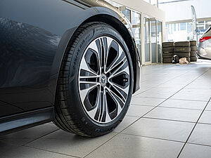 Mercedes-Benz E 220 d Avantgarde Advanced 19" 5 navigation