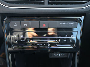 Volkswagen T-Cross Style 1.0 l TSI 15 navigation