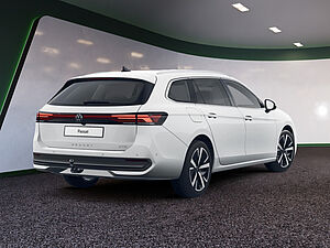 Volkswagen Passat Variant Business 1,5 eTSI DSG 3 navigation