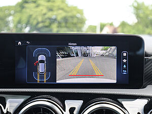 Mercedes-Benz A 180 Progressive Advanced 13 navigation