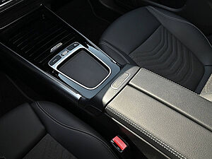 Mercedes-Benz B 250 e Progressive 14 navigation