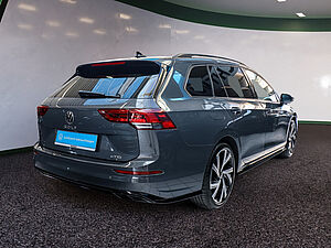 Volkswagen Golf VIII Variant R-Line 1,5 l eTSI DSG 3 navigation