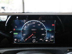 Mercedes-Benz A 250 e AMG Sport 18 navigation