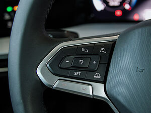 Volkswagen Golf VIII Variant Life 2.0 TDI 28 navigation
