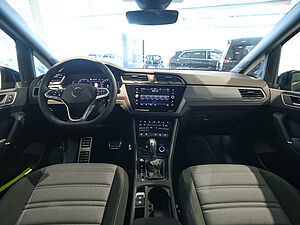 Volkswagen Touran Highline 2.0 TDI DSG 8 navigation