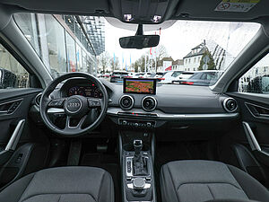 Audi Q2 35 TFSI S Line Black 6 navigation