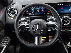 Mercedes-Benz GLB 200 d AMG Line 8 navigation