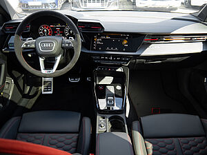 Audi RS3 Sportback S tronic 8 navigation