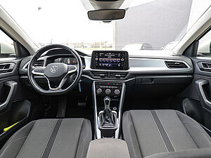 Volkswagen T-Roc Life 1.5 l TSI DSG 9 navigation