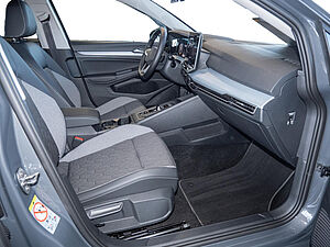 Volkswagen Golf VIII Variant GOAL 2,0 l TDI DSG 3 navigation