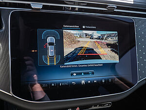 Mercedes-Benz E 220 d T Avantgarde 13 navigation