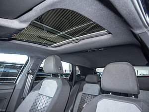 Volkswagen Polo R-Line 1,0 l TSI DSG 20 navigation