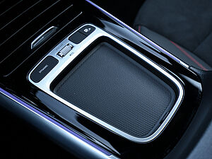 Mercedes-Benz GLA 250 4M AMG Sport Advanced Plus 17 navigation