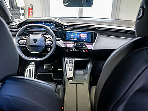 Peugeot 408 GT HYBRID 136 e-DSC 6 navigation