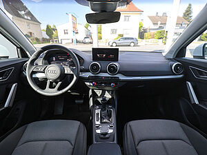 Audi Q2 S line 35 TFSI S tronic 6 navigation