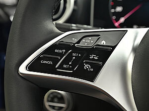 Mercedes-Benz C 300 e T Avantgarde Premium 17 navigation