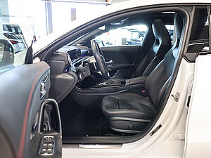 Mercedes-Benz CLA 200 SB d AMG Sport Premium Plus 10 navigation