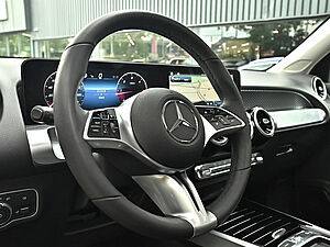 Mercedes-Benz GLB 200 d Progressive Advanced 28 navigation