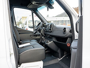 Mercedes-Benz Sprinter 317 CDI Tourer L2H2 2 navigation