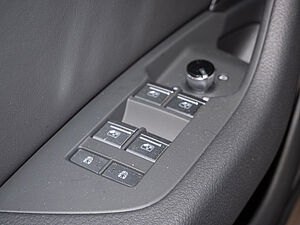 Audi A6 Avant S line 40 TDI 18 navigation