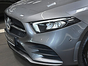 Mercedes-Benz A 250 e AMG Line 30 navigation