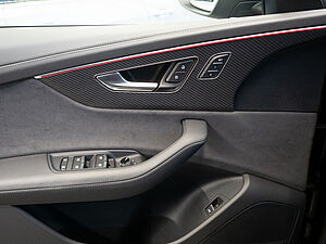 Audi RS Q8 4.0 TFSI quattro 15 navigation